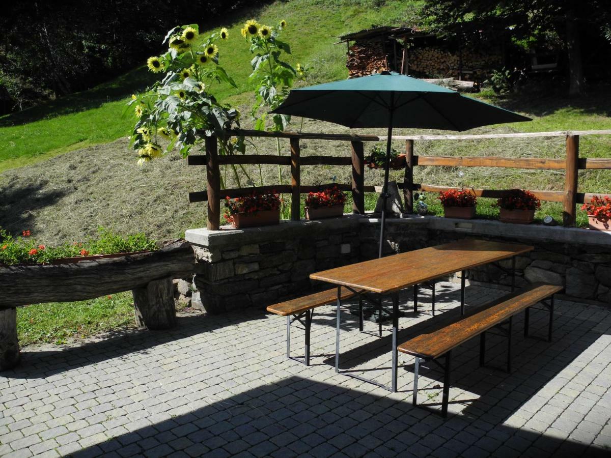 Agriturismo Piccolo Paradiso Pianello Del Lario Exterior foto